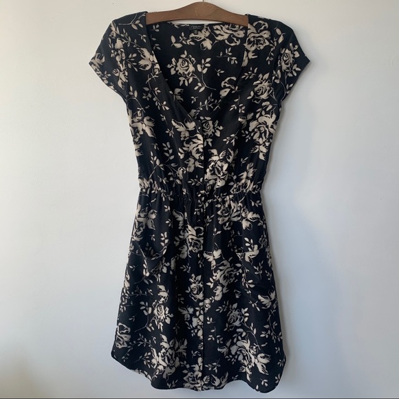 Babaton Dresses & Skirts - Silk dress